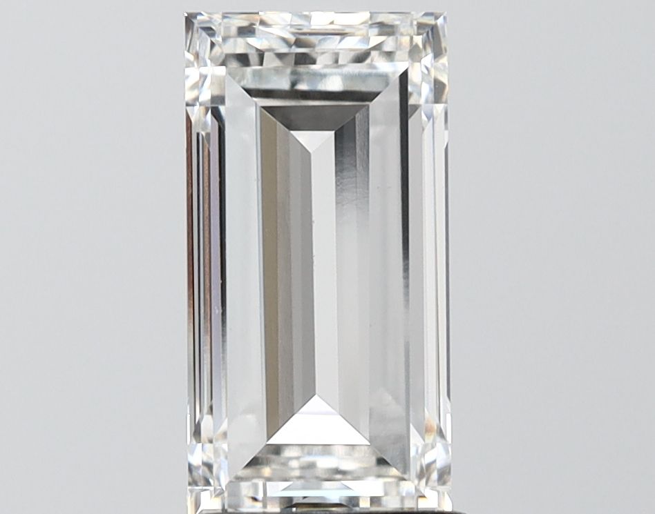 2.55 ct Baguette diamond
