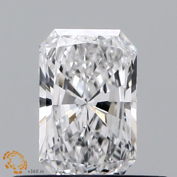 0.39 ct lab-grown Radiant Diamond