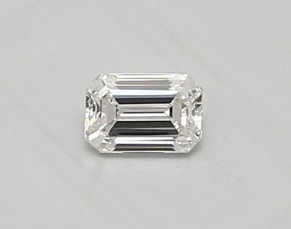 0.3 ct lab-grown Emerald Diamond