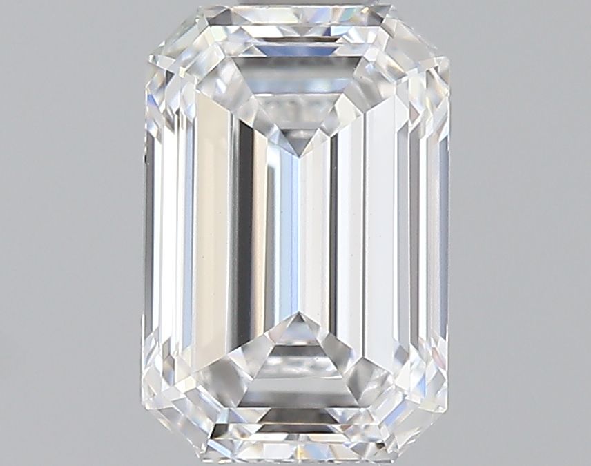 0.90 ct. emerald Lab Grown Diamond front image