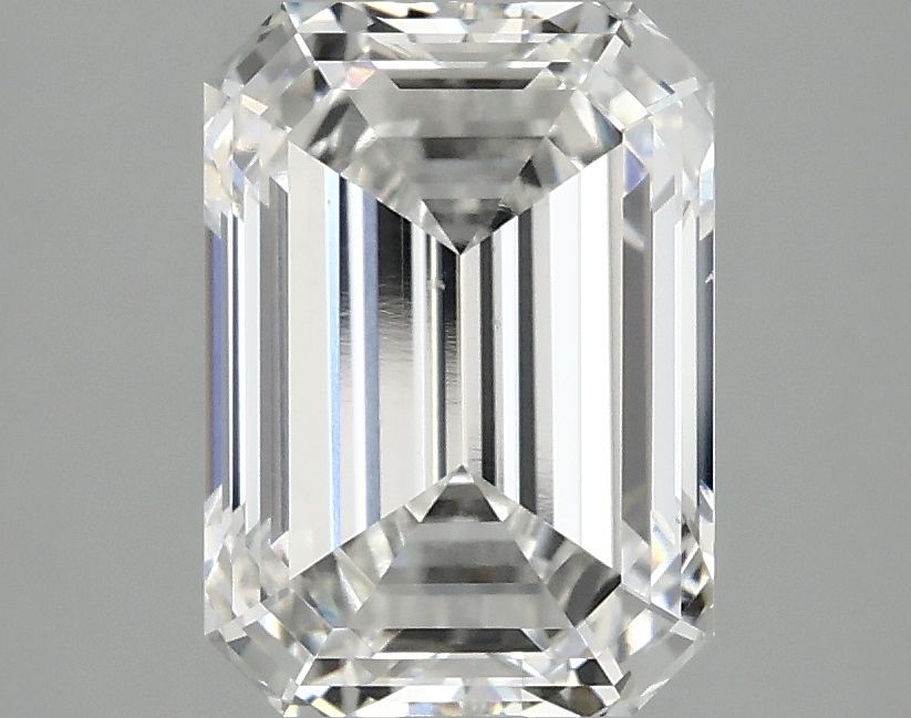 3.02 carat e VS2 EX Cut IGI emerald diamond