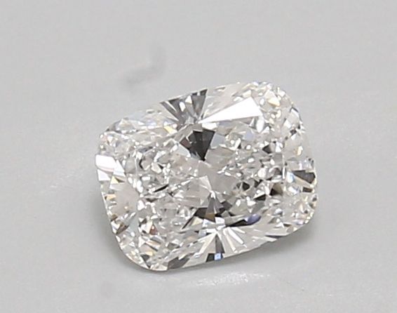 0.7 ct lab-grown Cushion modified Diamond