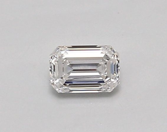 0.3 ct lab-grown Emerald Diamond