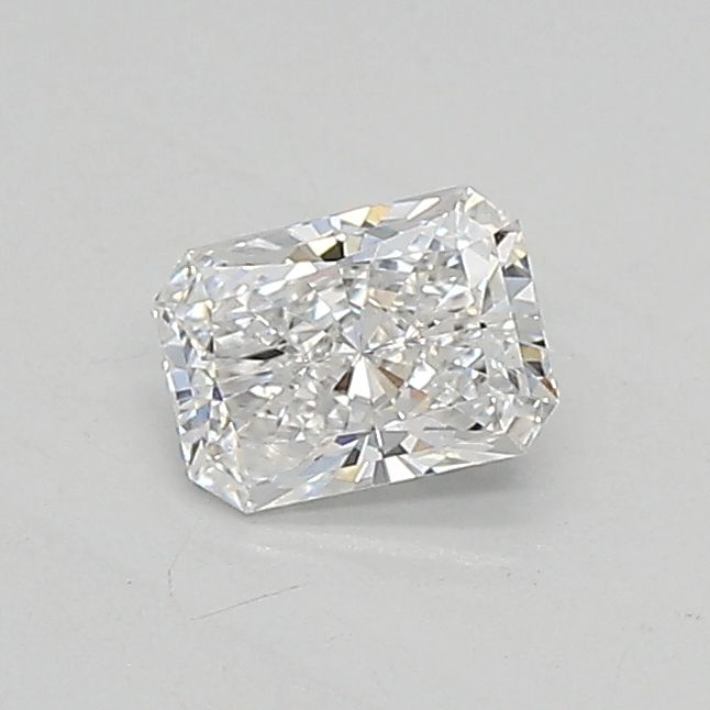 0.36 ct lab-grown Radiant Diamond