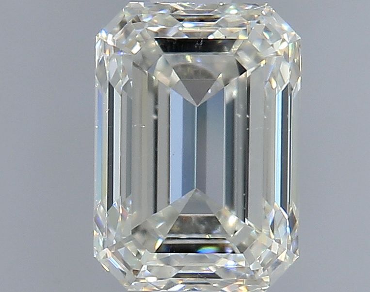 0.90ct Emerald diamond