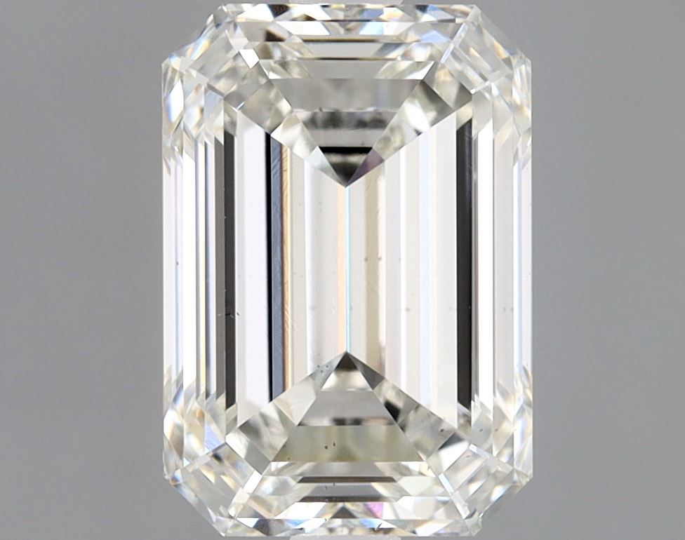 2.01 ct Emerald diamond