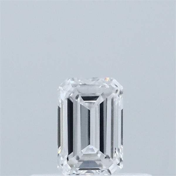0.33 ct lab-grown Emerald Diamond