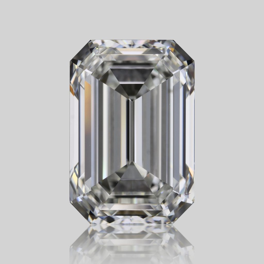 2.01 ct Emerald diamond