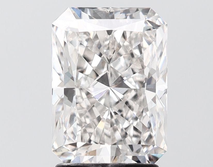 2.50 ct Radiant diamond
