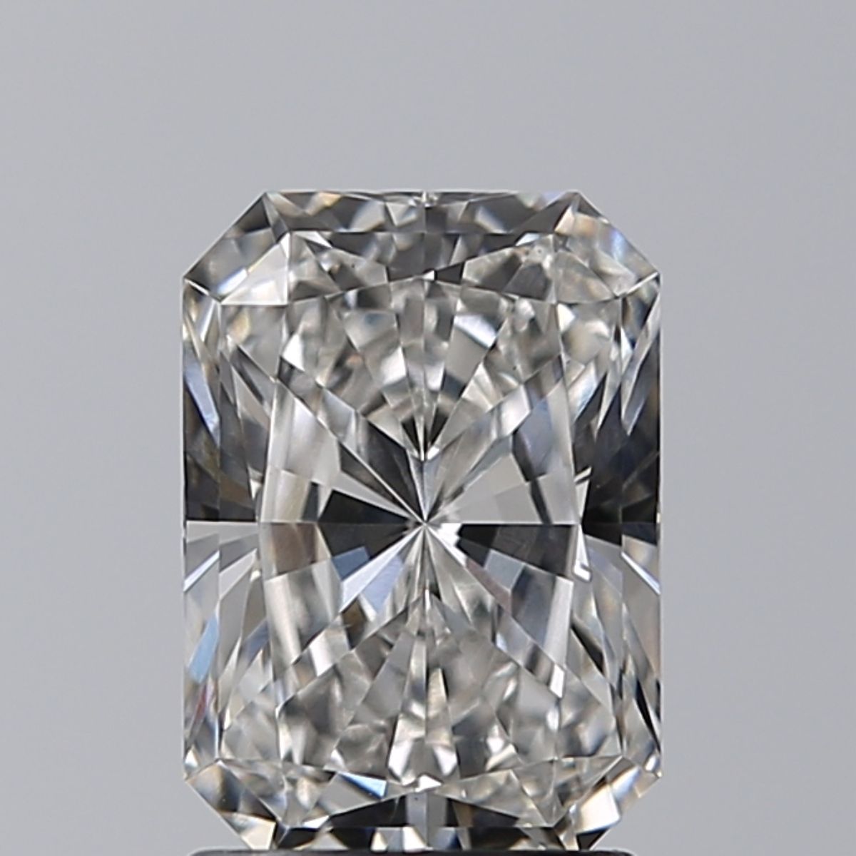 1.55 ct. radiant Lab Grown Diamond front image