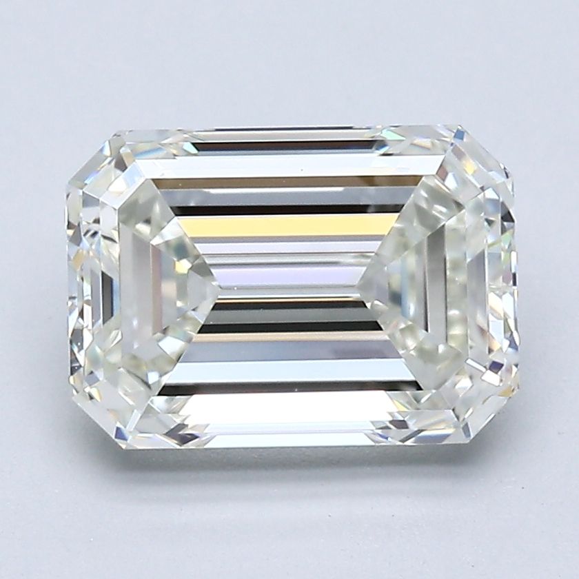2.50 ct Emerald diamond