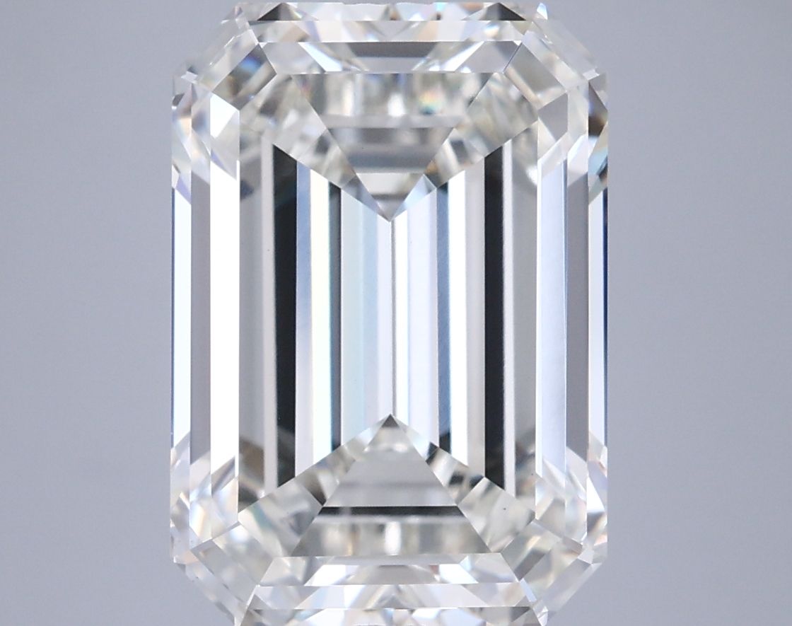 7.54 ct. emerald Lab Grown Diamond front image