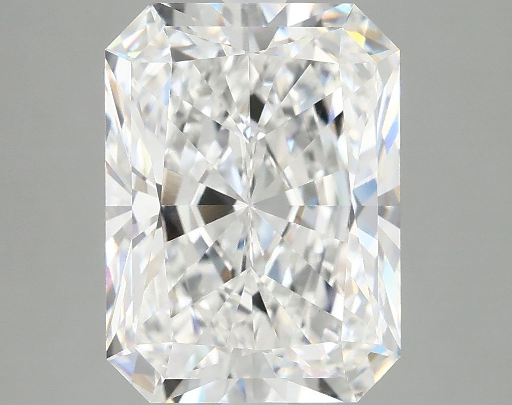 5.05 ct. radiant Lab Grown Diamond front image