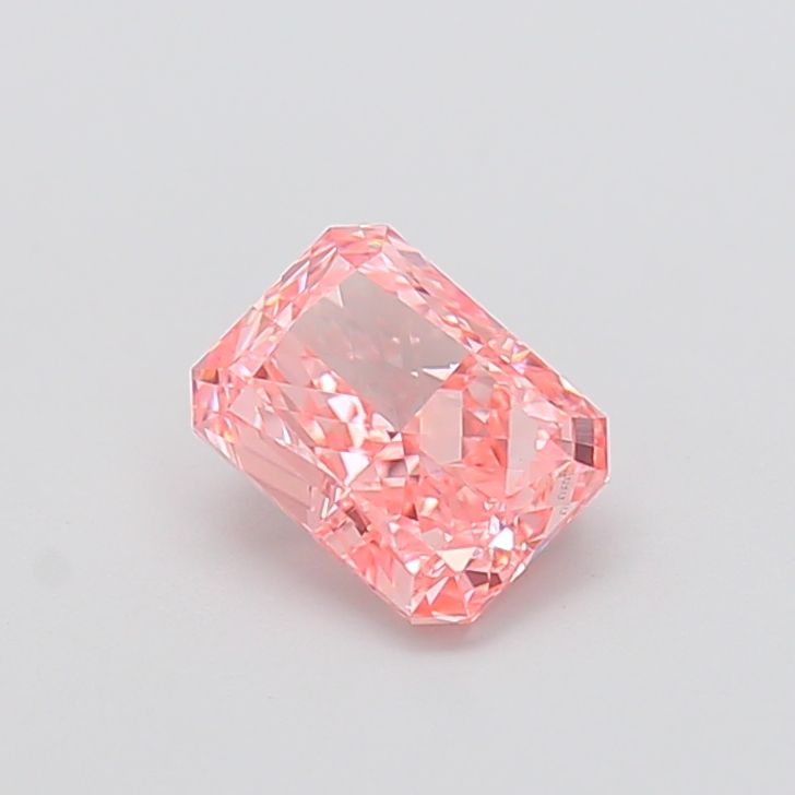 1.53 ct Radiant diamond