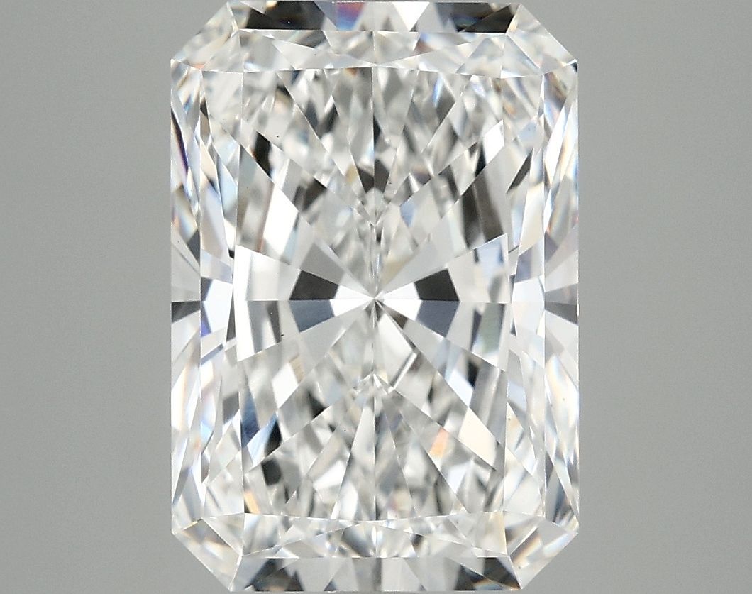 5.07 ct. radiant Lab Grown Diamond front image
