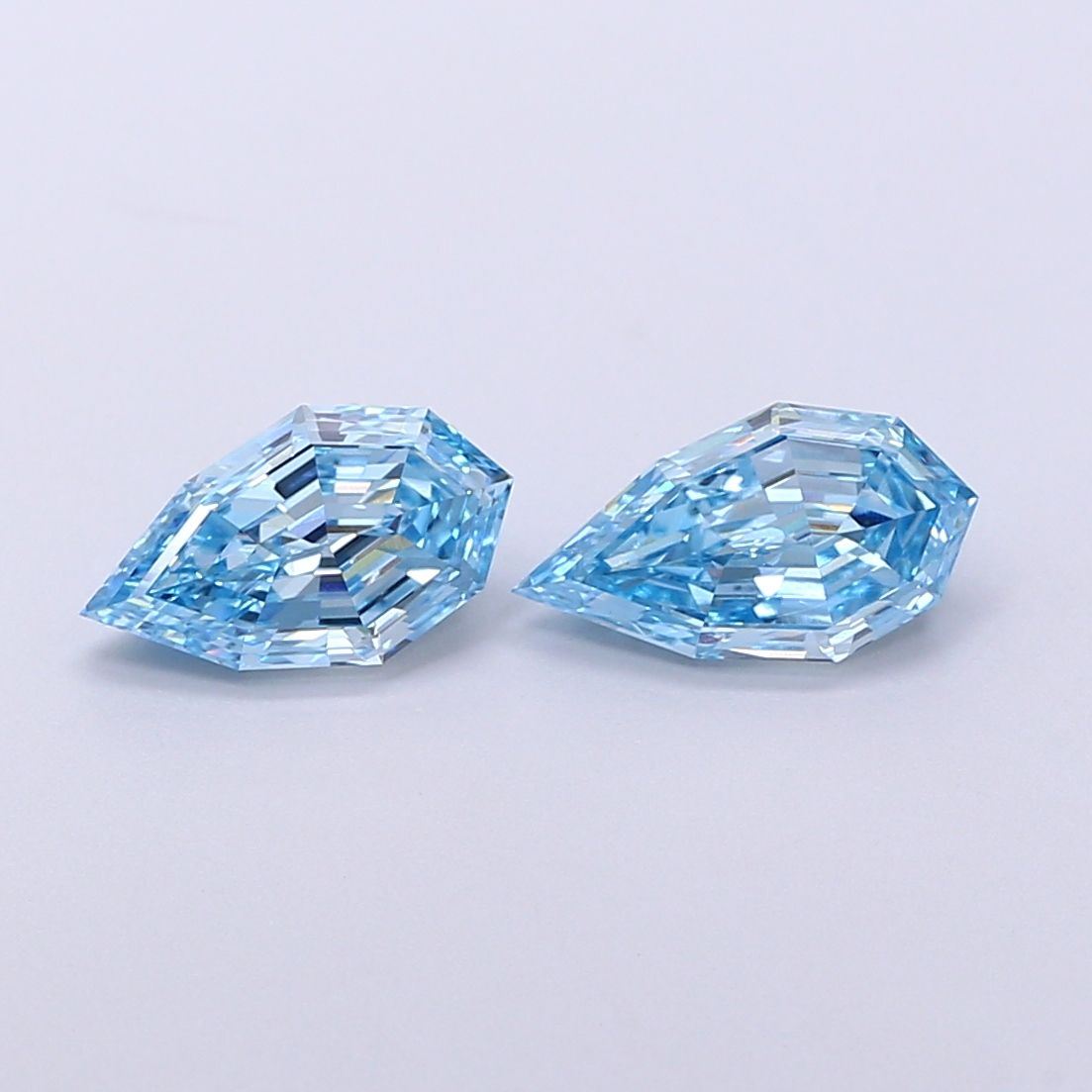 1.0 CT Fancy Vivid Blue PEAR
