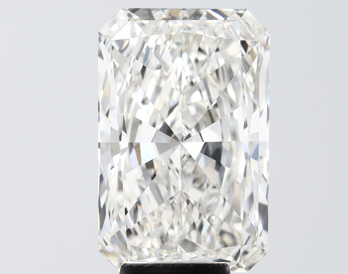 9.34 ct. radiant Lab Grown Diamond front image