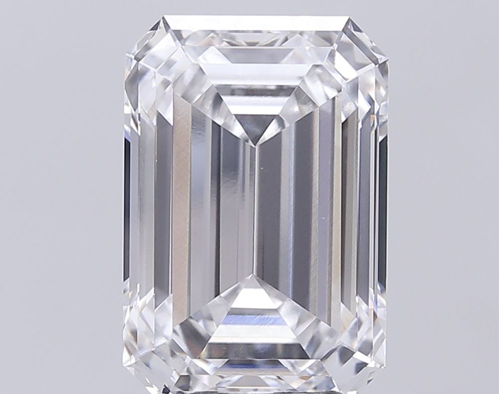 7.57 ct. emerald Lab Grown Diamond front image