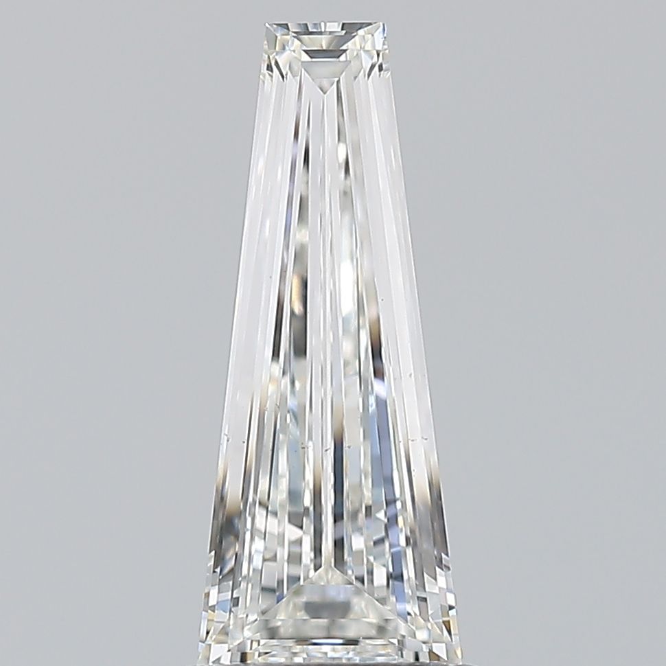 0.8 ct Tapered baguette Diamond