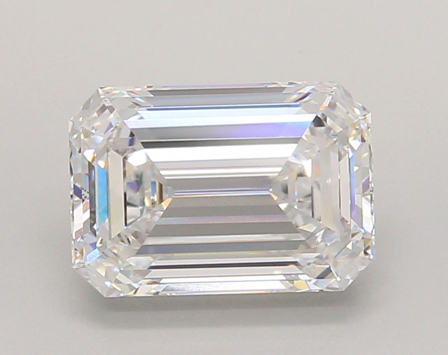 3.04 ct. emerald Lab Grown Diamond front image