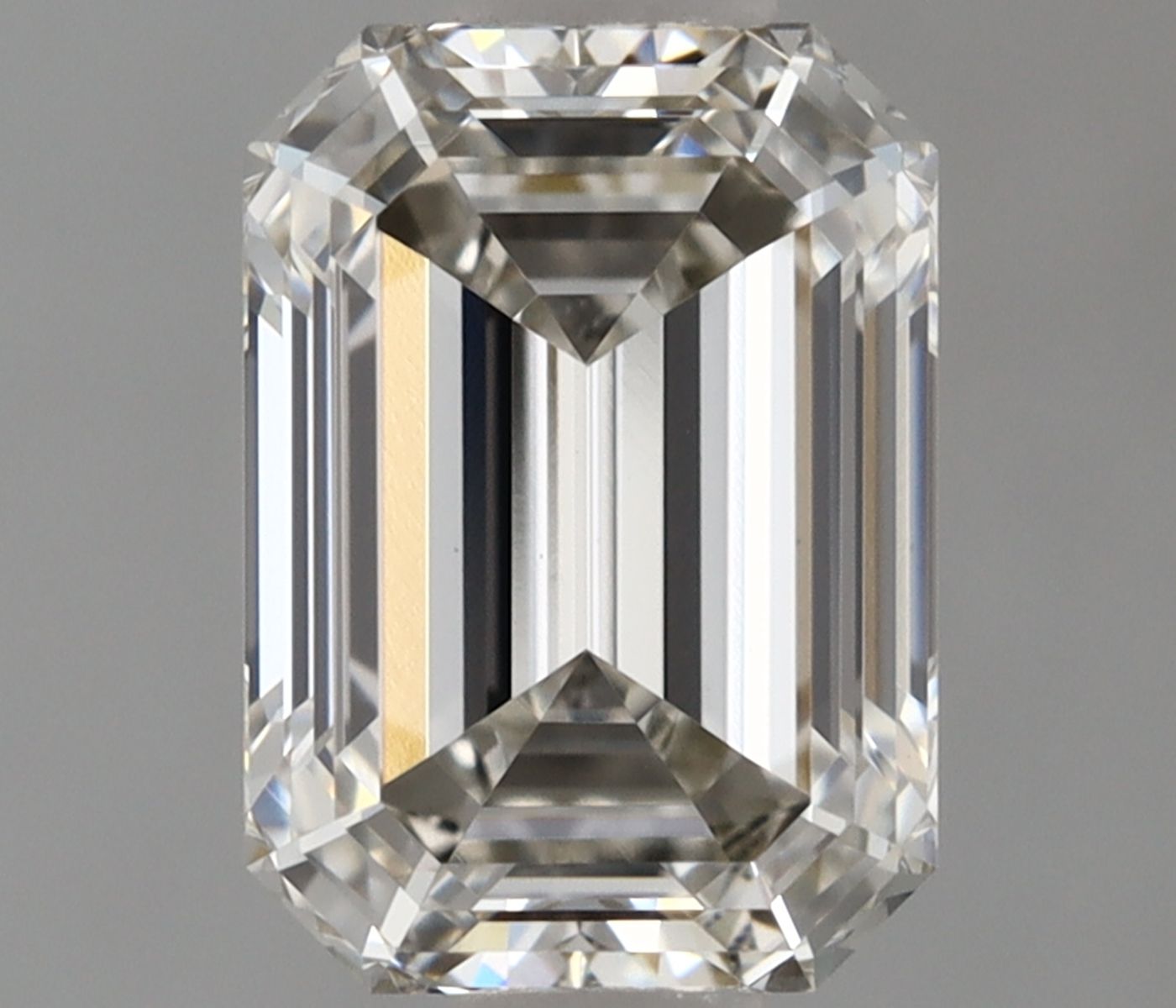 0.89 ct. emerald Lab Grown Diamond front image