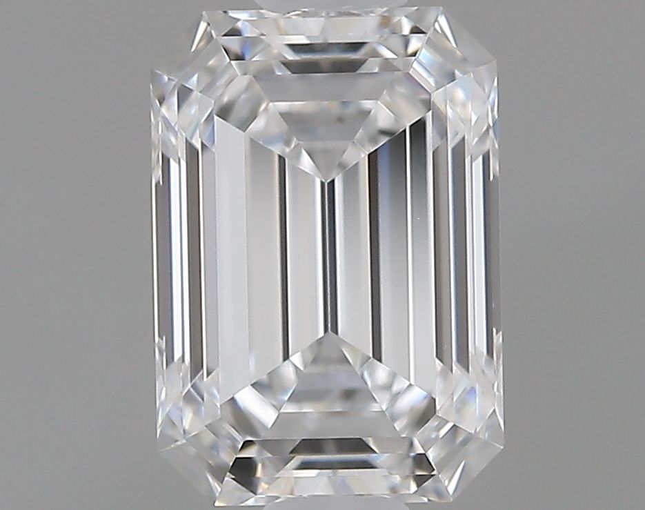 1.03 ct. emerald Lab Grown Diamond front image