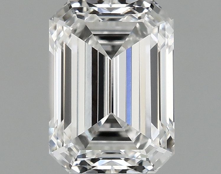 1.05 ct. emerald Lab Grown Diamond front image