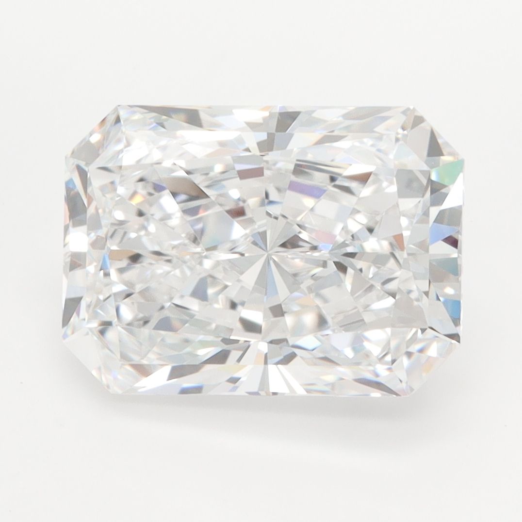 4.33 ct. radiant Lab Grown Diamond front image