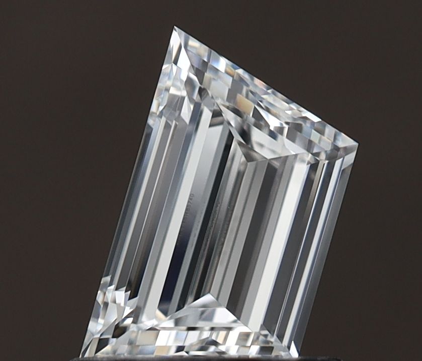 0.76 ct Trapezoid Diamond