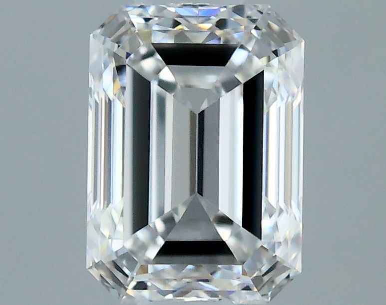 0.41 ct Emerald diamond