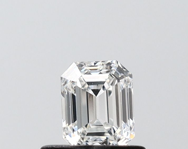 0.53 ct. emerald Lab Grown Diamond front image