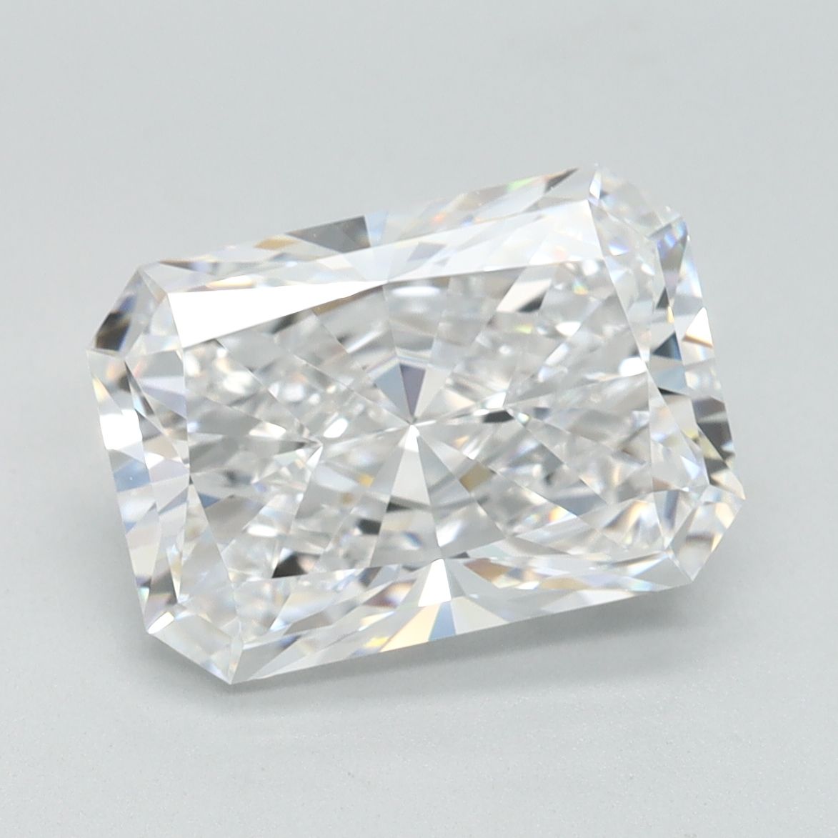 3.13 ct. radiant Lab Grown Diamond front image