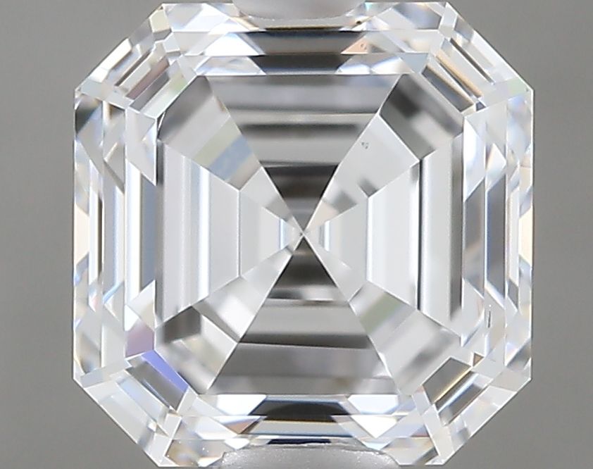 1.7 ct lab-grown Square emerald Diamond