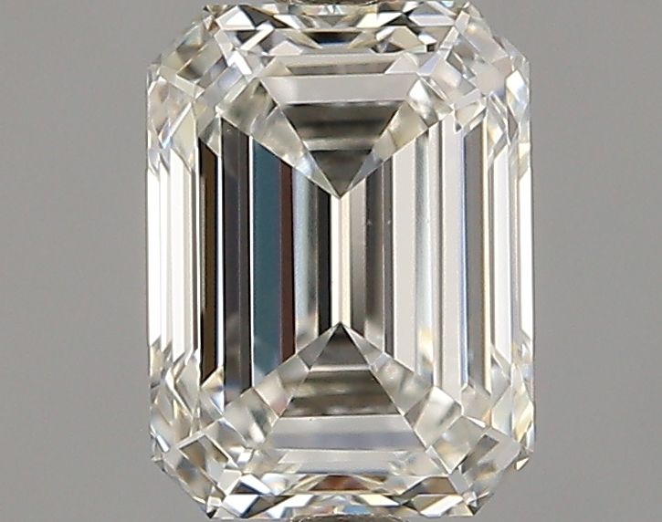 0.80 ct Emerald diamond