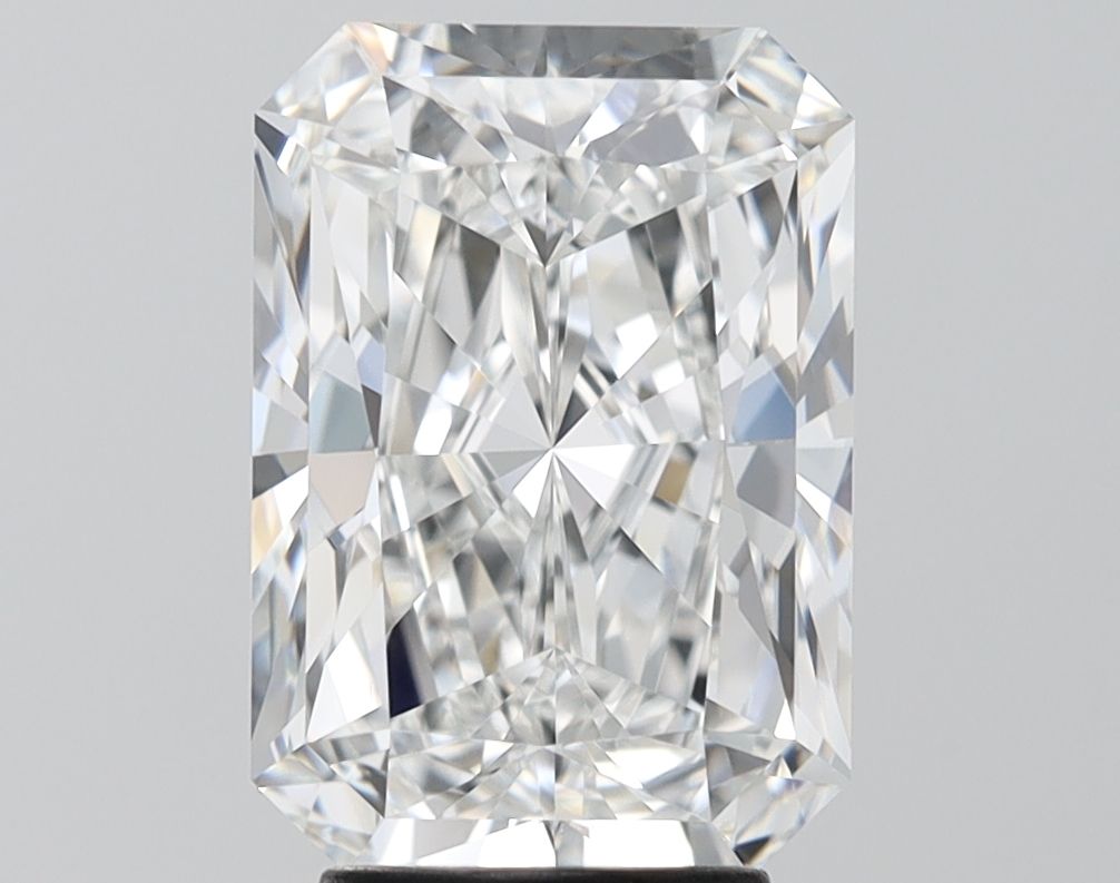4.25 ct. radiant Lab Grown Diamond front image