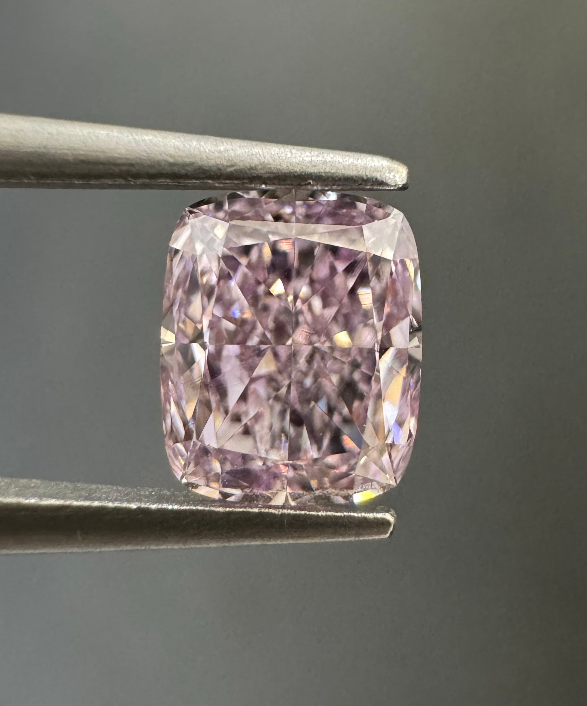 0.53 ct Cushion Brilliant diamond