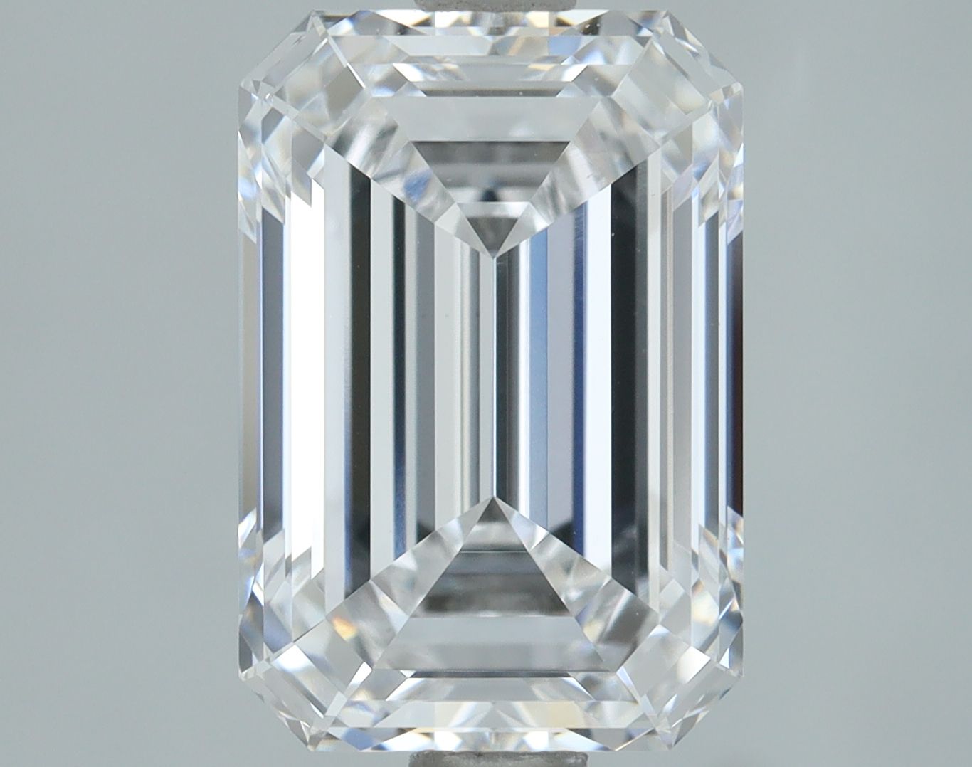 2.15 ct. emerald Lab Grown Diamond front image