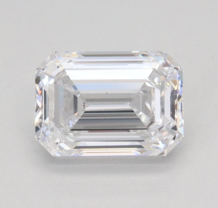 1.05 ct. emerald Lab Grown Diamond front image