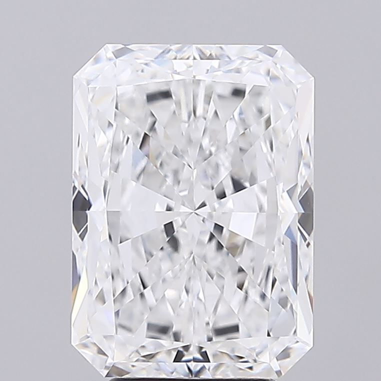 5.02 ct. radiant Lab Grown Diamond front image
