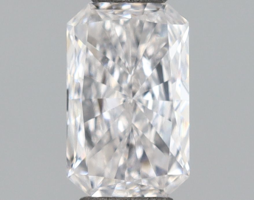 0.49 ct lab-grown Radiant Diamond