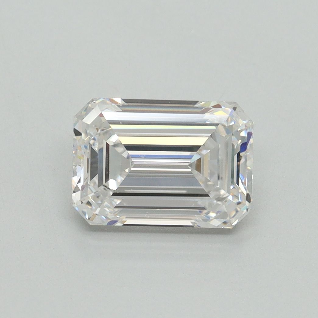 1.57 ct. emerald Lab Grown Diamond front image