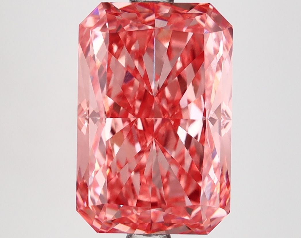 4.22 ct. radiant Lab Grown Diamond front image