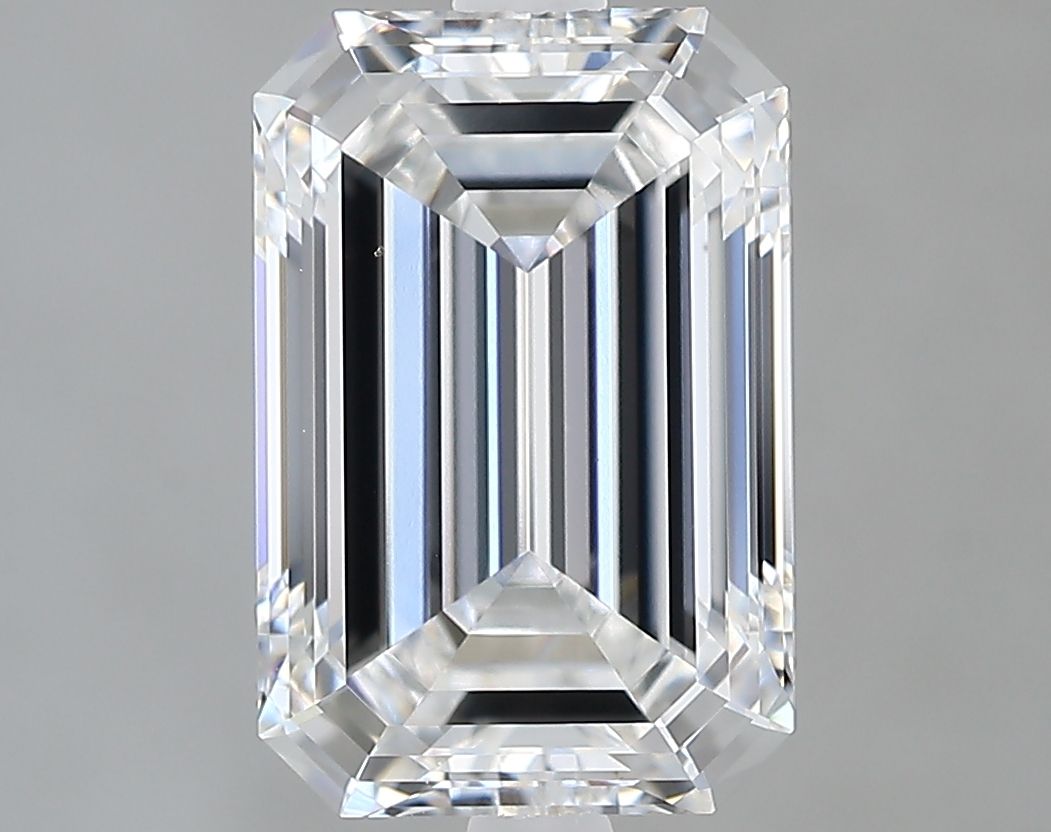2.84 ct. emerald Lab Grown Diamond front image