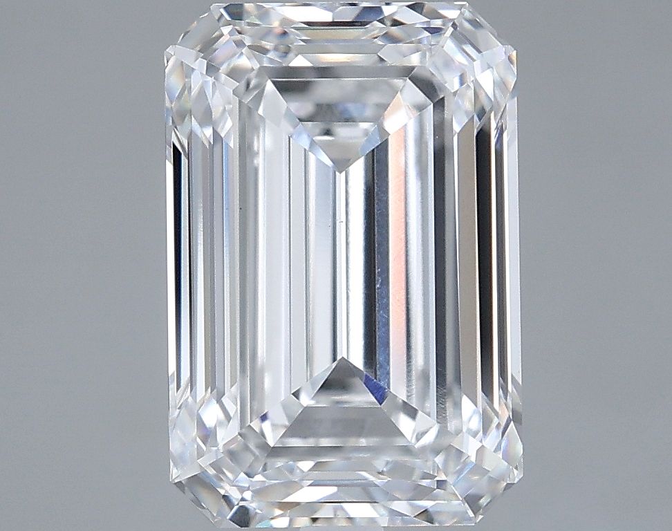 4.58 ct. emerald Lab Grown Diamond front image