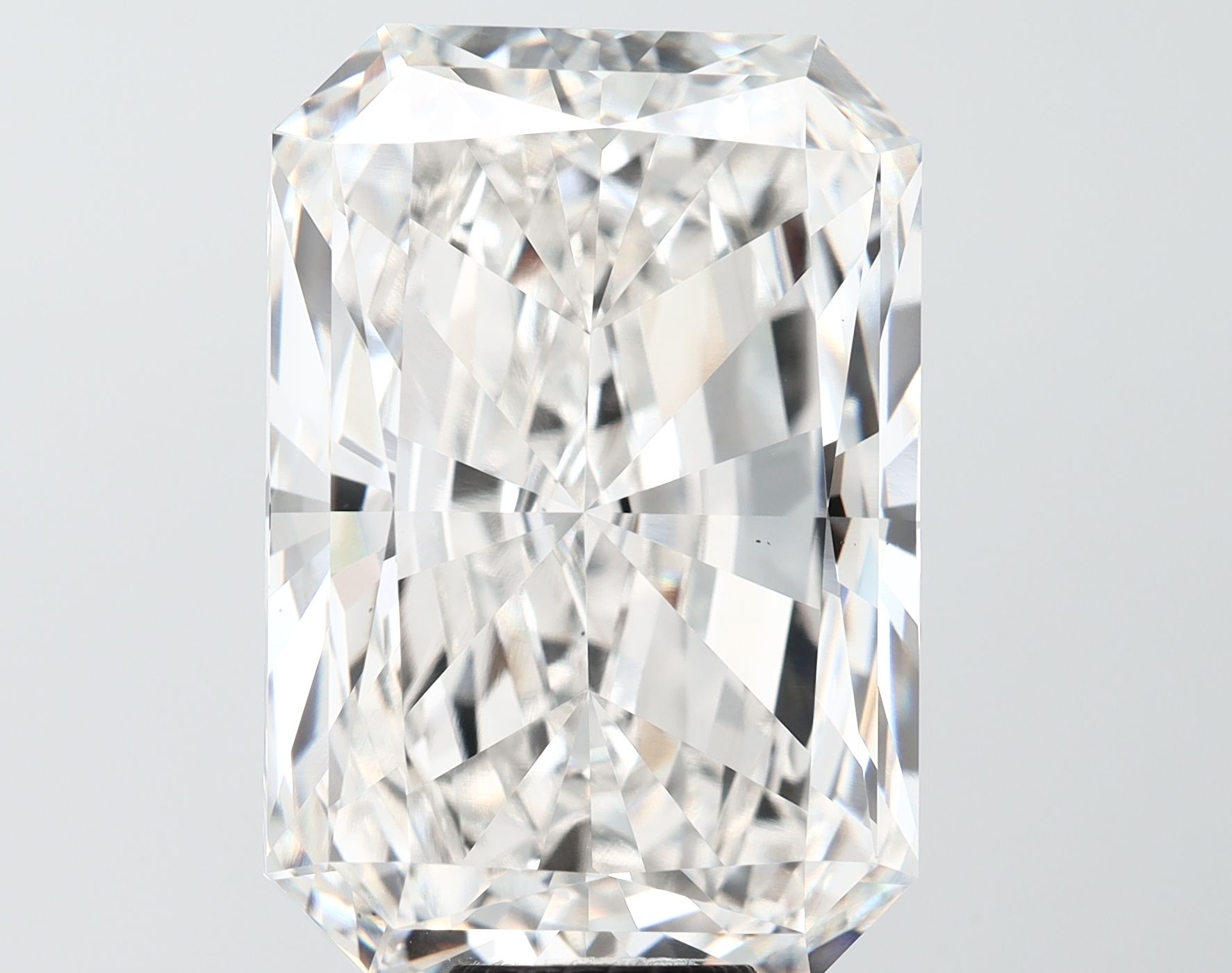 21.01 ct. radiant Lab Grown Diamond front image