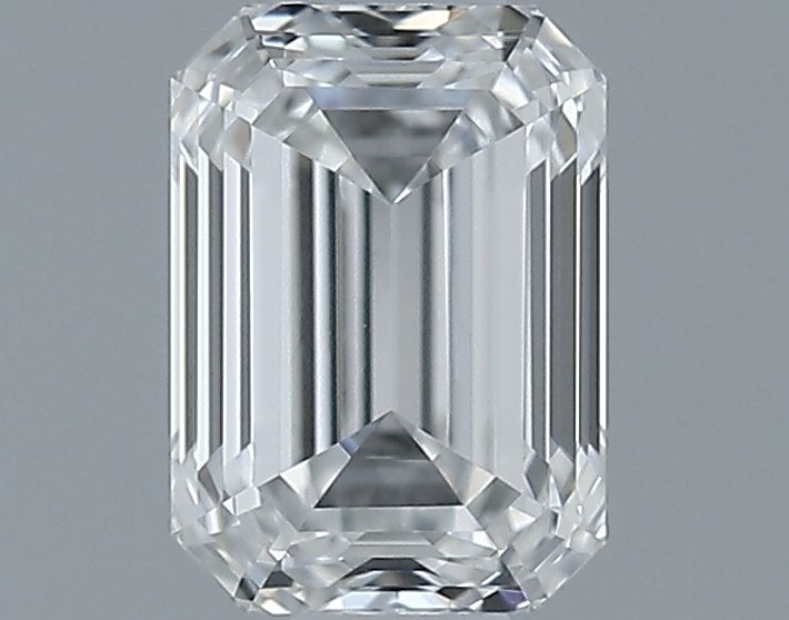 0.45 ct Emerald diamond