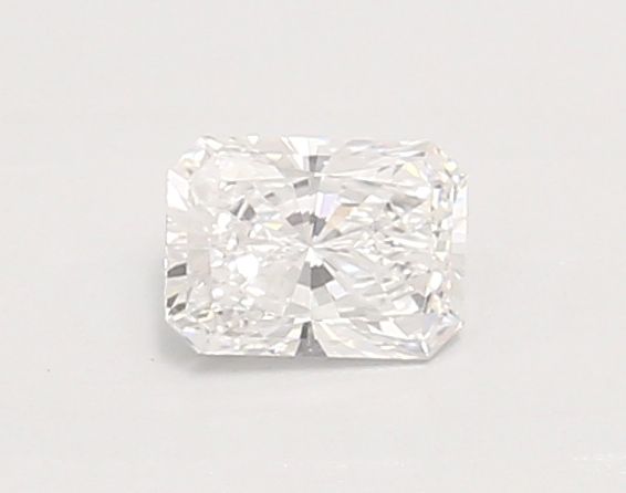 0.46 ct lab-grown Radiant Diamond