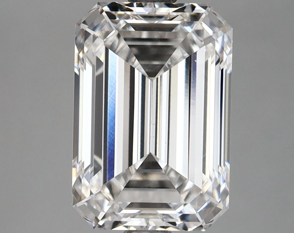 3.19 ct. emerald Lab Grown Diamond front image