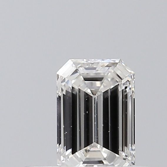 0.30 ct Emerald diamond