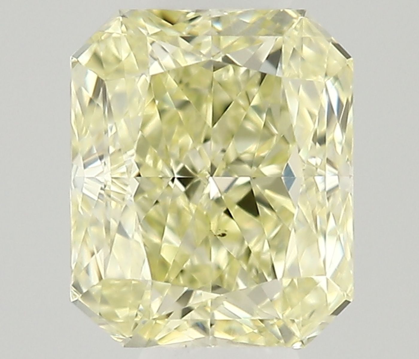 Diament 0.37 ct Fancy Light Yellow/VS2